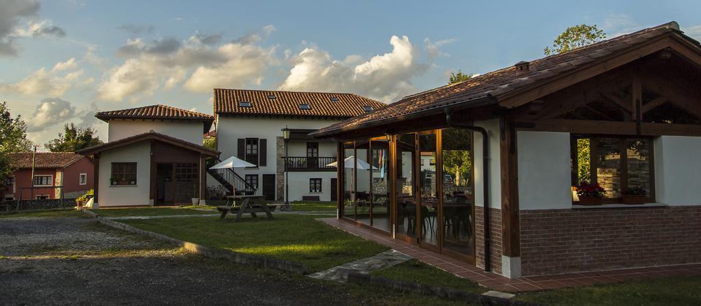 Apartamentos Rurales Playa Del Canal Villanueva de Pria Екстериор снимка